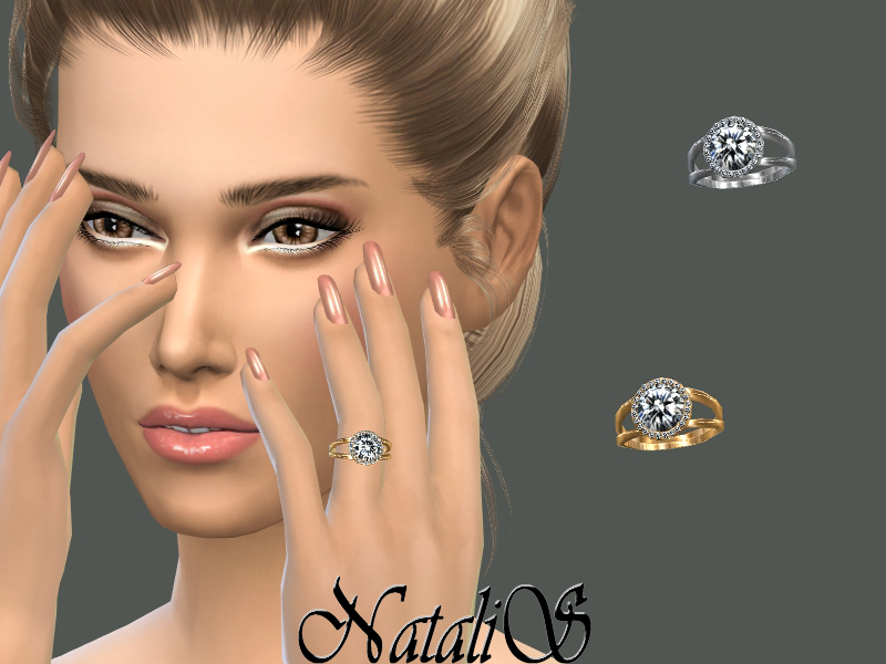 Un Sim aux cheveux blonds et aux yeux marron clair portant une bague de fiançailles en or avec un diamant taillé en cercle