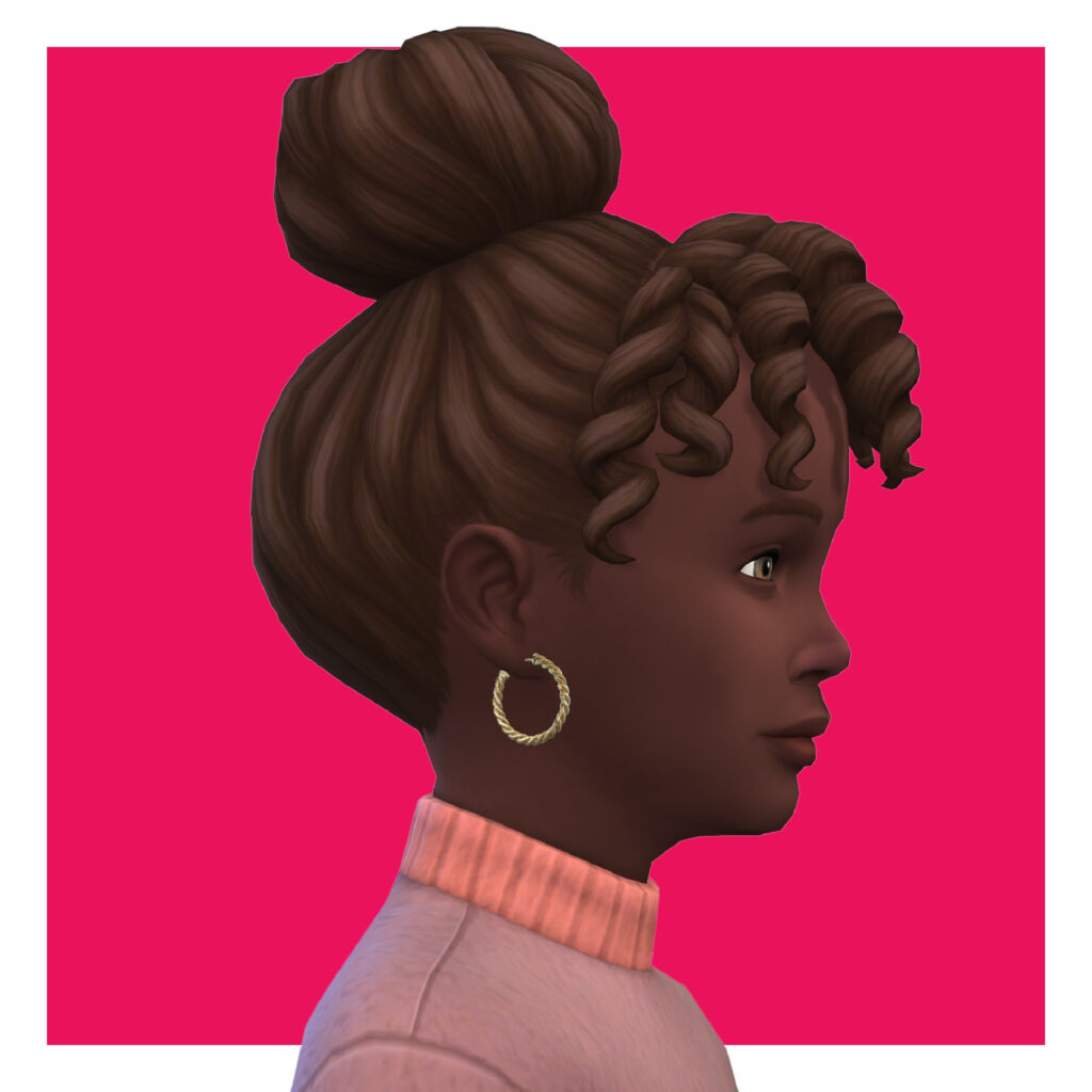 Un Sim avec les cheveux bruns attachés en chignon et les franges bouclées, portant un pull rose et des boucles d'oreilles Sims 4 CC qui ressemblent à une corde.