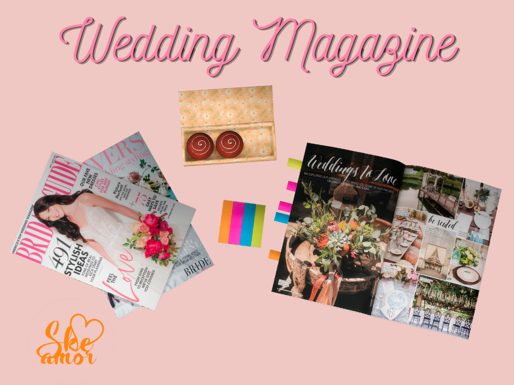 Un ensemble de magazines de mariage avec des onglets comme si une mariée planifiait. Parfait pour la décoration de mariage cc sims 4 à la maison.