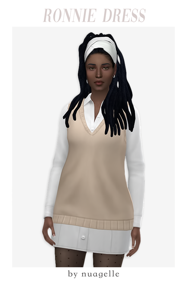 Un sim à la peau foncée et aux dreadlocks portant un bandeau pour tenir les dreadlocks loin de son visage. Il porte une robe chemise à manches longues avec un gilet beige par-dessus.