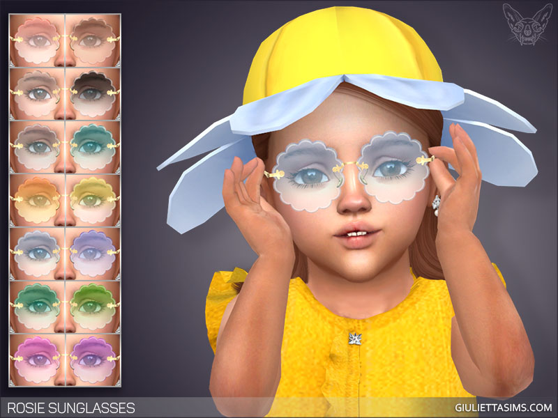 Un bambin des Sims 4 portant un t-shirt jaune à manches à volants et un chapeau marguerite jaune. Il porte une paire de lunettes de soleil personnalisées avec des bulles.