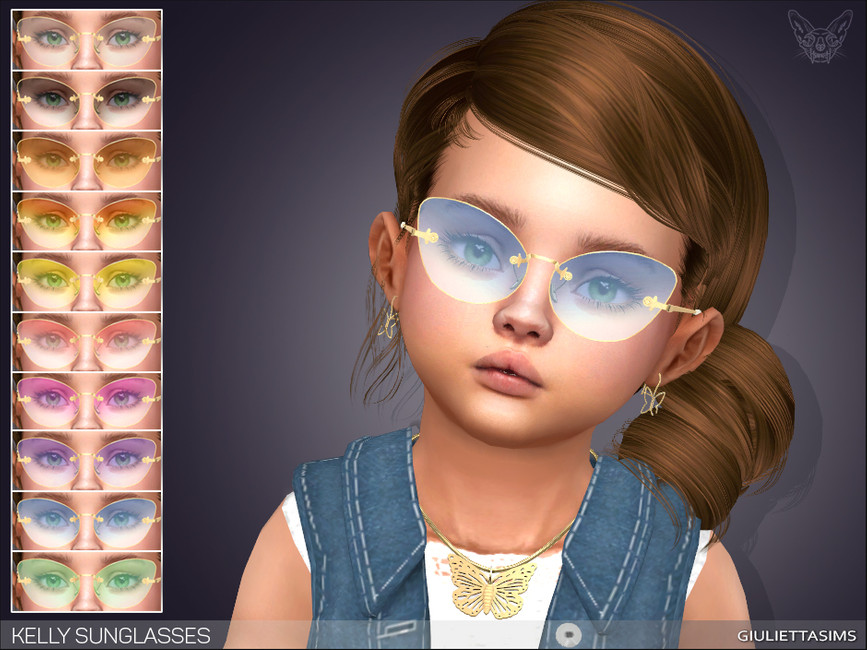 Un Sim avec les cheveux bruns dans un chignon sur le côté qui porte un collier papillon et des boucles d'oreilles avec un gilet en denim et un débardeur blanc. Ils portent des lunettes de soleil.