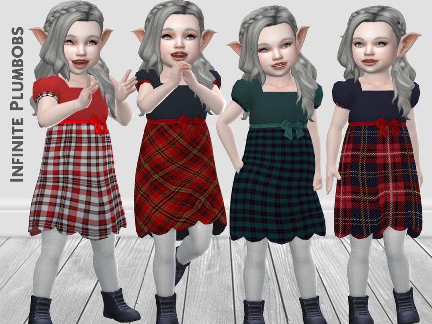 Le même bambin quatre fois dans Les Sims 4. Ce bambin a les cheveux gris et des oreilles d'elfe et porte une robe de Noël CC